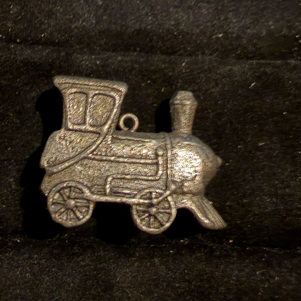 Hallmark Cards 2002 Hasbro Pewter Train Locomotive Christmas Ornament 1”
